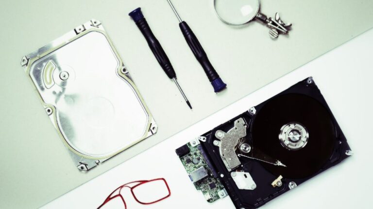 hard disk data recovery tool bench
